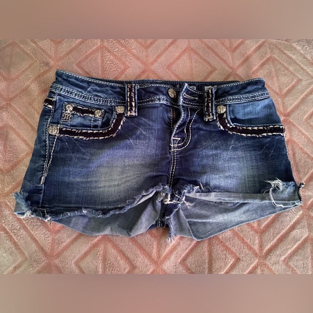 Miss Me shorts size 27